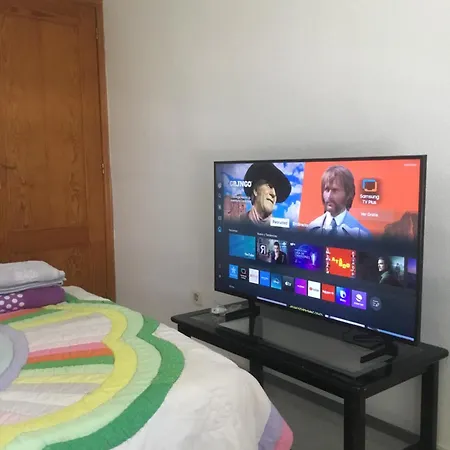 Dama D'elx ホームステイ *